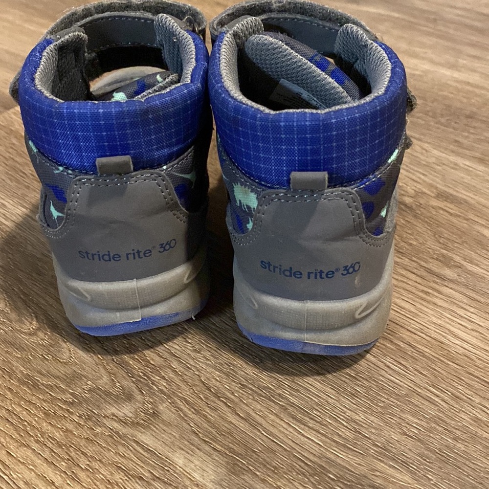 Stride Rite 360 boots. Excellent condition, just need a quick wipe down. - Picture 3 of 4